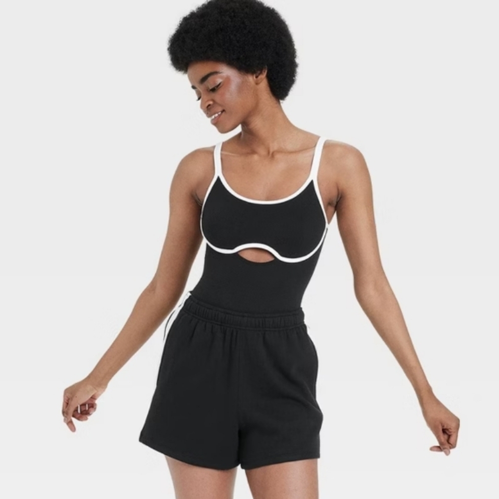 Women's Contrast Trim Keyhole Bodysuit - Colsie Stunning Black S